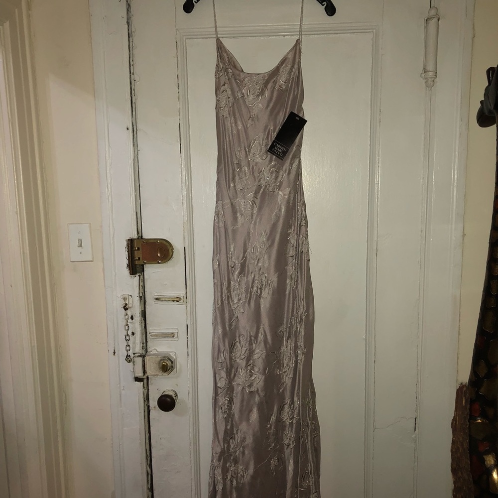 Carmen Marc Valvo gown